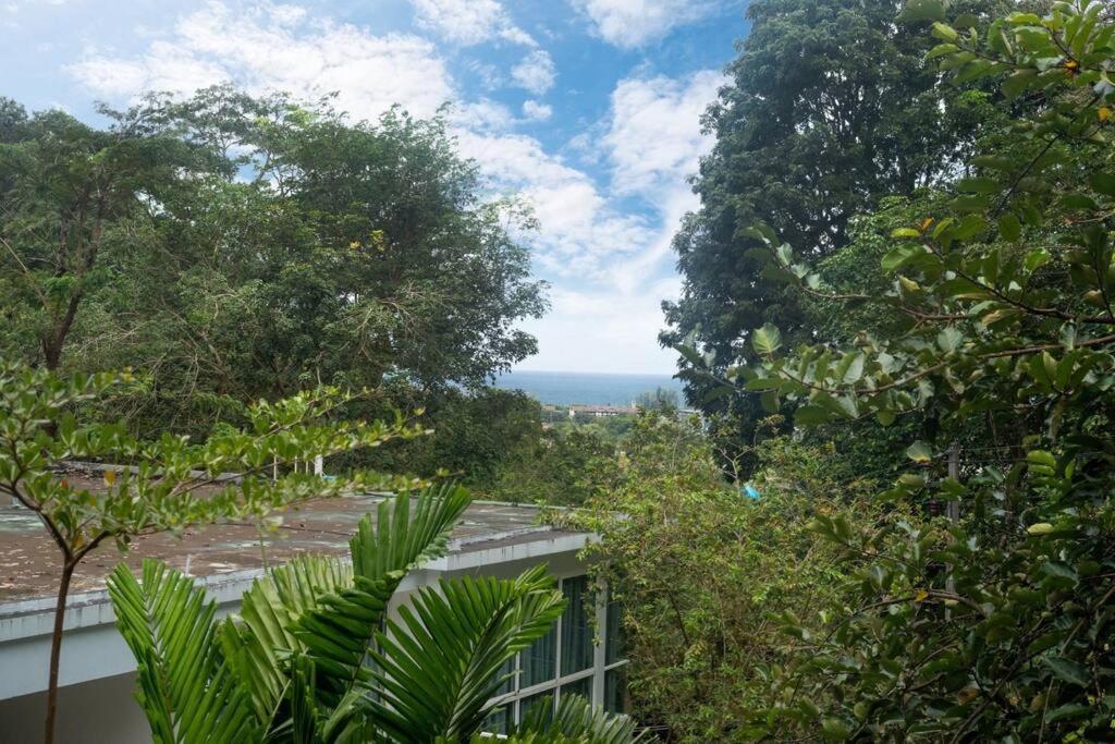 The Tree Seaview And Quiet Surrounded By Trees 75Smetre Apartment Kamala Beach Exterior photo