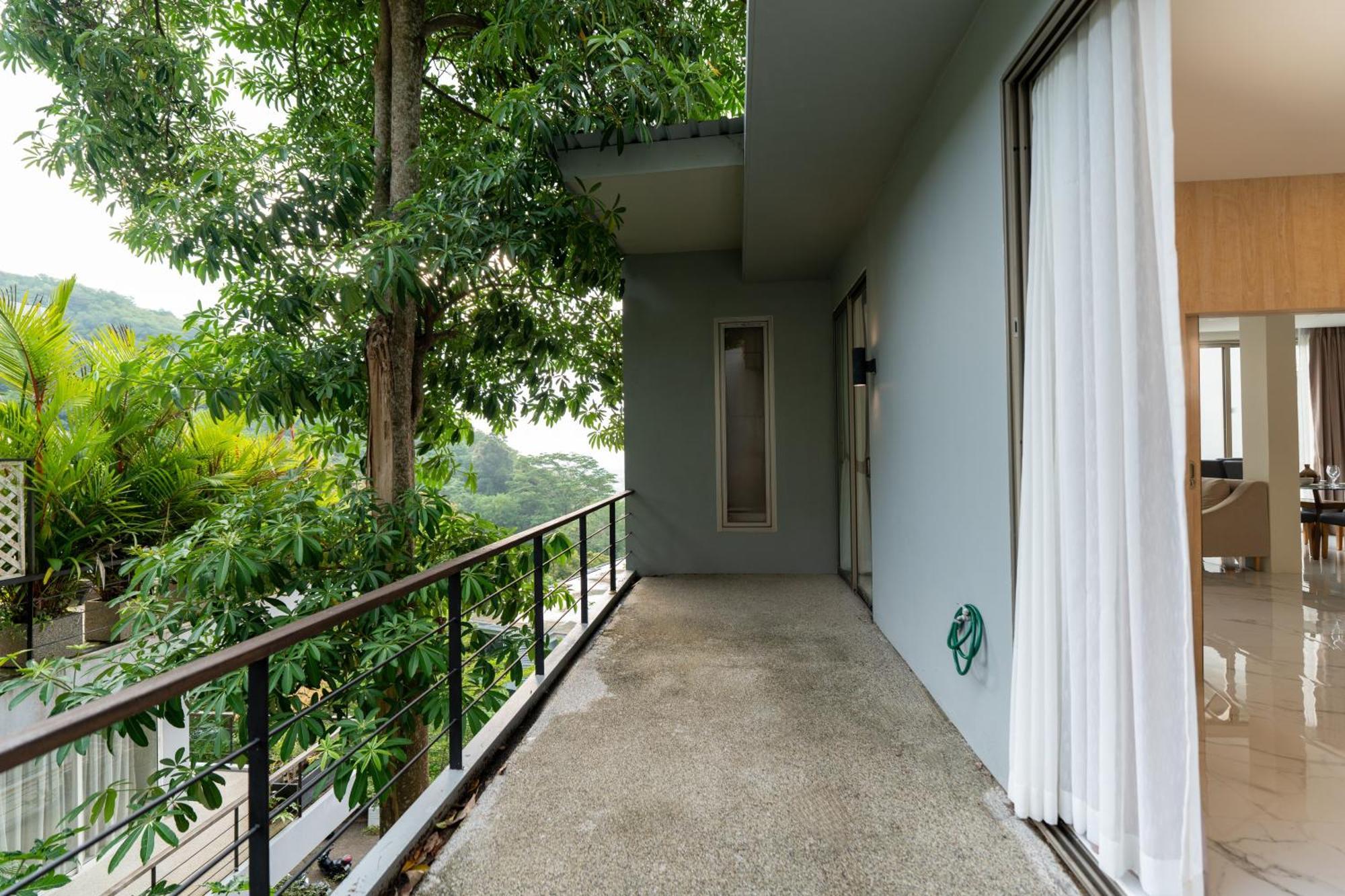 The Tree Seaview And Quiet Surrounded By Trees 75Smetre Apartment Kamala Beach Exterior photo